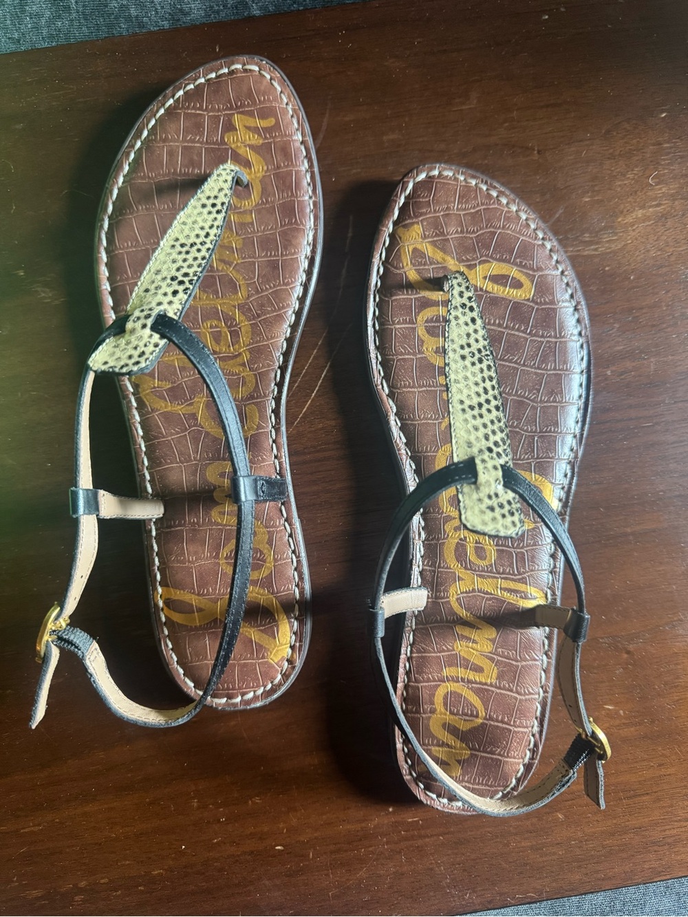 Sam Edelman - GIGI WHEAT SNAKE Brown Leather T-Strap Sandals with Cream Accents